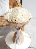 101-white-roses-VIP-bouquet-flowers-in-bogazkent.jpg