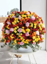 mix-colorfull-roses-arrengement-flowers-in-kundu.webp